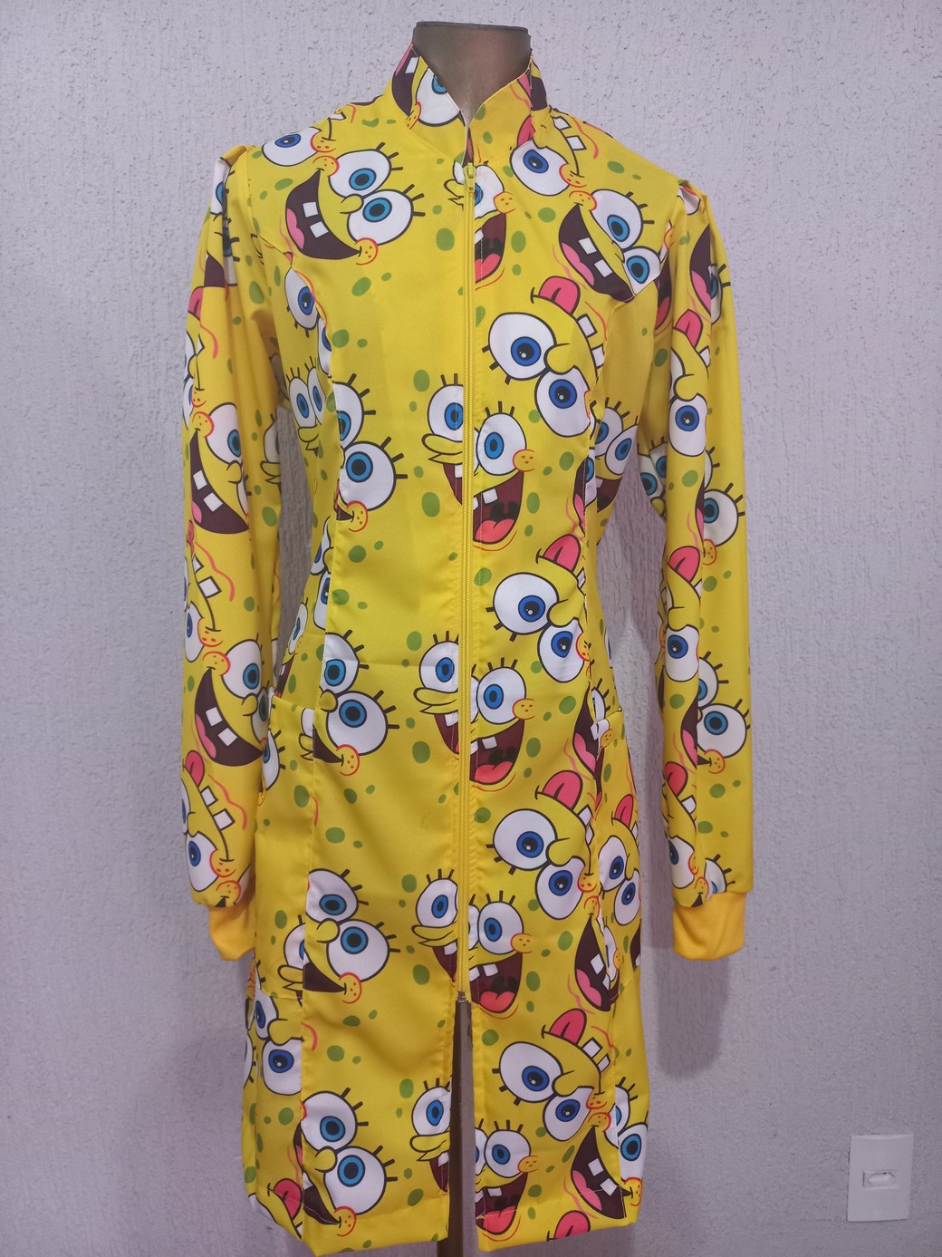 Jaleco Temático – Bob Esponja