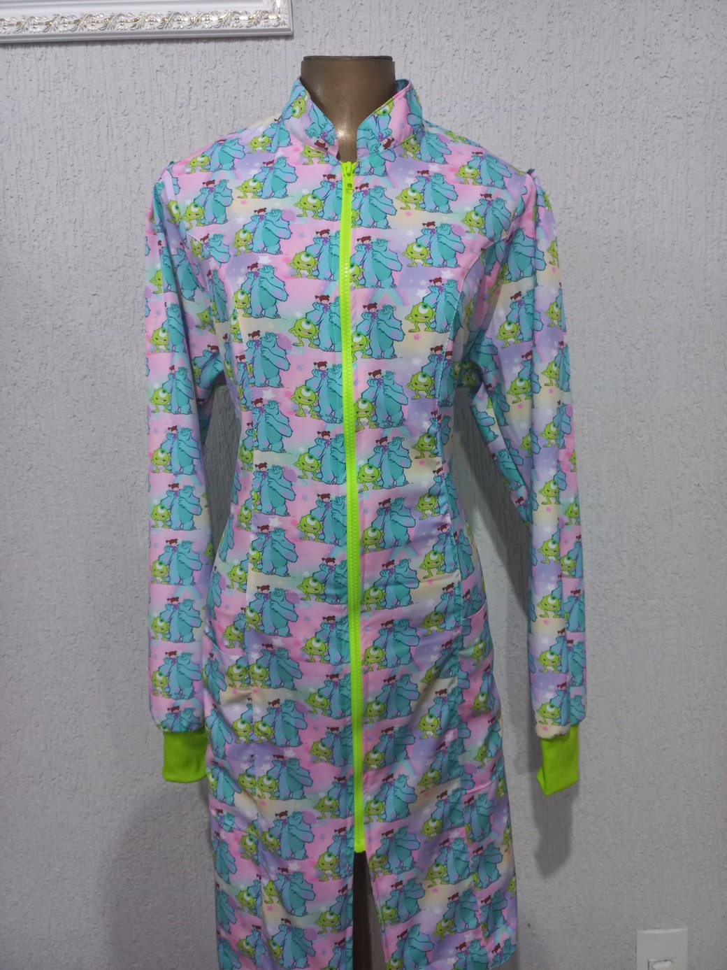 Jaleco Temático – Monstros S.A. Personagens